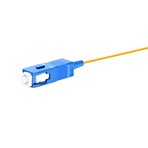 Cable de Fibra Óptica Monomodo SC APC Pigtail Simplex 0.9mm con Buffer Ajustado G652D LSZH para Empalmes y Terminaciones en Interiores - Product Image 3