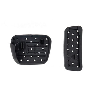 Pedale antiscivolo senza trapano a pedale per VW ID3 ID4 ID6 Golf MK7 MK8 in acciaio inox acceleratore pastiglie per pedale del carburante copri tappetini - Product Image 3