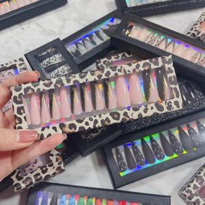 24 Stück vor geklebte Spitze Fingernägel im französischen Stil Künstliches Nagel design Finger ABS Volle Abdeckung Falsche Nägel Alvilable - Product Image 2