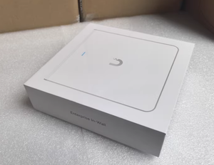 Point d'accès Wi-Fi 6E tri-bande Ubiquiti UniFi U6-Enterprise-IW avec commutateur 4 ports, liaison montante 2,5 GbE, alimentation PoE+, plus de 600 utilisateurs - Product Image 3