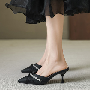 Sandalias de verano de nuevo estilo para mujer con tiras de hebilla de una pieza, tacones altos, lazo y detalles de perlas - Product Image 3