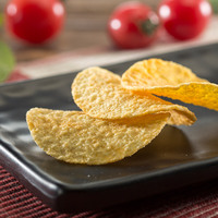 Vente en gros de chips de pommes de terre Lays 40g, snacks exotiques, texture dure, goût salé, traitement frit, emballées en sachets