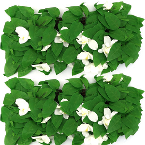 Clôture de jardin extérieure extensible <span class=keywords><strong>en</strong></span> <span class=keywords><strong>lierre</strong></span> artificiel et orchidée – Design de feuilles <span class=keywords><strong>en</strong></span> <span class=keywords><strong>plastique</strong></span> résistant aux intempéries pour l'intimité des mariages - Product Image 2