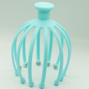 Venta directa de fábrica masajeador de cabeza de pulpo portátil con 12 garras rodillo de masaje de meridianos giratorio masajeador de cuero cabelludo - Product Image 3