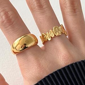 男性シンプルなデザインファッションオープン調節可能な手作りカップルリングシルバーカラー幾何学的なゴールド女性のための不規則なリング - Product Image 3