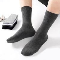 Chaussettes pour hommes tendance à étiquette privée personnalisée, en spandex/nylon, respirantes, écologiques, décontractées pour l'hiver, pour adultes