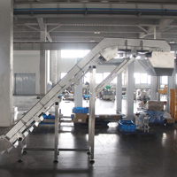 Neues flexibles vertikales PVC-Förderband aus Stahl mit hitze beständigem Gummi-Edelstahl-Rahmeneimer-Dosier gerät für Lebensmittel