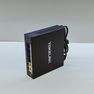 TOKELINK TK-RF0402P-SX Switch PoE de 4 Puertos 10/100Mbps AI Smart PoE con 2 Puertos Uplink RJ45 Plug and Play para Cámaras IP CCTV - Product Image 4