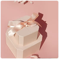Boîtes en papier d'emballage de cadeaux personnalisés de luxe haut de gamme avec fermeture magnétique à double porte pour la Saint-Valentin ruban de soie papier cadeau élégant