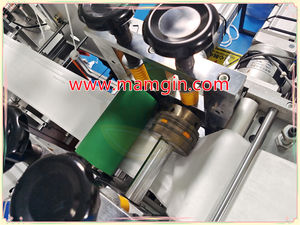 Servo Controlled N95 CAN95 KN95 FFP2 <span class=keywords><strong>Duckbill</strong></span> Masker <span class=keywords><strong>Respirator</strong></span> Mesin Pembuat - Product Image 3