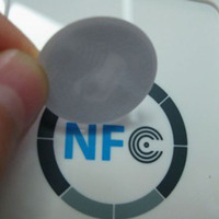 Autocollant NFC rond HF RFID 13,56 MHz F08 en gros, autocollant NFC humide/sec
