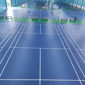 พื้นสนามแบดมินตันโพลีไวนิลคลอไรด์ ตราทาร์เค็ตต์ แผ่นพื้นสีดำ ผิวแข็ง หนา 6 มิล โพลีเพนนี สำหรับห้องอาบน้ำ - Product Image 3