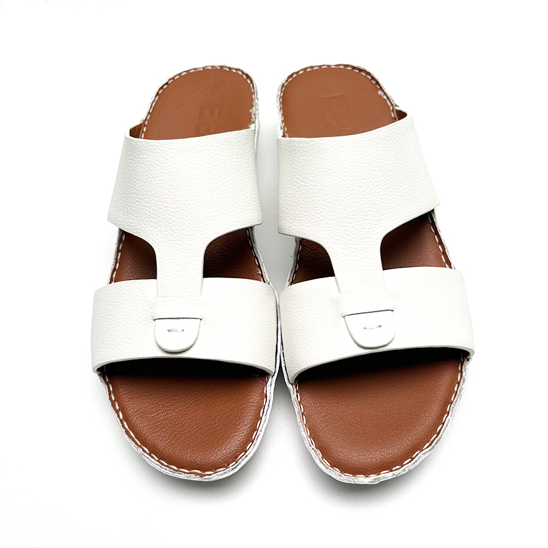 Comfort and Style: Women's old money slipper for Every Occasion