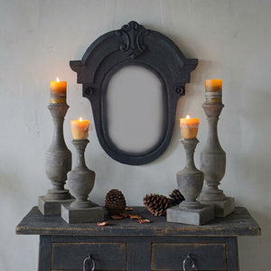 Miroir mural antique en bois sculpté noir mat, miroir décoratif vintage orné pour la maison, la chambre, le couloir, décoration d'appoint - Product Image 1