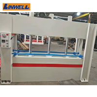 Machine à nid d'abeilles en aluminium avec moteur et roulement pour portes et aérations extérieures en métal, façade en aluminium pour maison