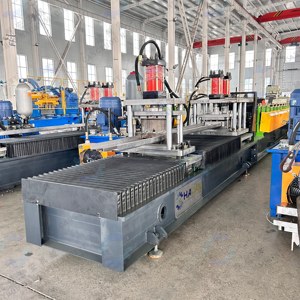 เครื่องป้อนวัสดุอัตโนมัติเต็มรูปแบบพร้อมมอเตอร์ PLC และตลับลูกปืน 22.5KW 380V - Product Image 2