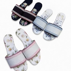 Sandales pour femmes, chaussures pour femmes, pantoufles pour femmes, claquettes pour femmes - Product Image 1