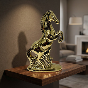 Cenicero de Lujo con Forma Personalizada de Escultura de Caballo, Chapado en Oro Clásico, Portátil - Product Image 3