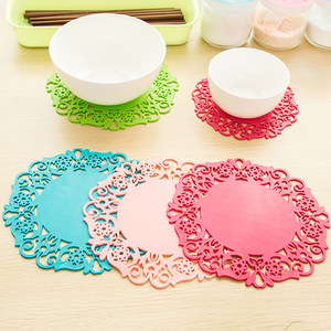 Cuisine résistant à la chaleur plats <span class=keywords><strong>de</strong></span> casserole porte-casseroles personnalisé Silicone dentelle en relief napperons <span class=keywords><strong>de</strong></span> <span class=keywords><strong>table</strong></span> <span class=keywords><strong>plat</strong></span> napperons - Product Image 1