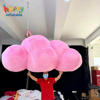 Ballons Nuages Gonflables Personnalisés en Peluche Rose – Installation Artistique pour Décoration Scénique et Événements Artistiques