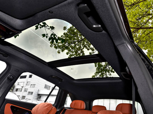 <span class=keywords><strong>Mercedes</strong></span>-Benz GLC 260L Édition Deluxe 4MATIC SUV Exécutif 2026 Toit Panoramique Sécurité Intelligente Qualité Supérieure - Product Image 5