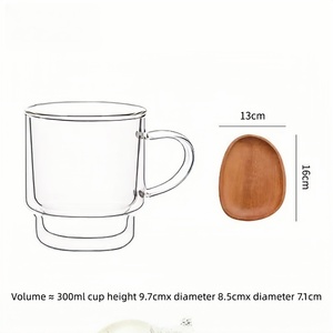 Mug en verre cristal à <span class=keywords><strong>double</strong></span> <span class=keywords><strong>paroi</strong></span> avec poignée - Isolation thermique Assiette en bois assortie Style victorien Motif de Noël pour café/thé - Product Image 4