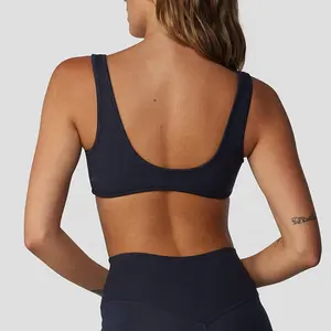 Neues Design U-Ausschnitt Fitness Yoga Bekleidung Einfarbige ärmellose, schnell trocknende, atmungsaktive, schlag feste Damen-Sport-BHs