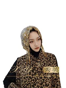 Chapeau respirant quatre saisons en maille perlée avec fil de nylon diamanté, chapeau brodé en dentelle pour femmes arabes musulmanes de Dubaï - Product Image 6