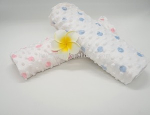 Brosse <span class=keywords><strong>minky</strong></span> points <span class=keywords><strong>blanc</strong></span> velboa couvertures enfants 100 polyester tissu avec douts imprimé - Product Image 2