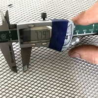 Maille métallique perforée en acier inoxydable recouverte de PVC, anti-corrosion, avec services de découpe et de soudage