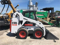 Gebrauchter Leistungsstarker S185 S160 S175 S300 6-Tonnen MOOG Frontlader Kompaktlader mit Schaufel und Cummins-Motor