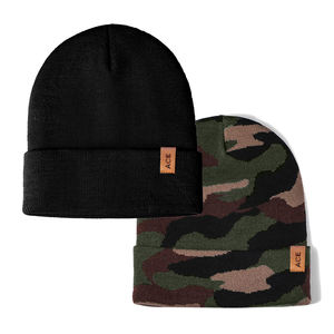 Gorros de Punto al por Mayor, Venta Caliente, Logotipo Personalizado, Parche de Fútbol, Gorro de Invierno Cálido, Fabricante - Product Image 1