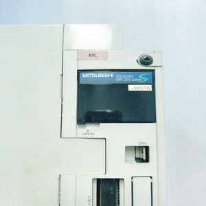 Máquina de Moldeo por Inyección Totalmente Eléctrica Niigata, MR-J2S-22KB-PX078, Controlador de CA, MD450S-IV, MD350S-IV, MD280S-IV - Product Image 2