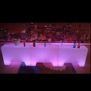 Mini barre lumineuse LED portable en plastique blanc de luxe pour l'extérieur Ensemble de <span class=keywords><strong>bar</strong></span> à boissons à distance avec changement de couleur RVB - Product Image 1