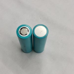 18650ไฟฉายกับ<span class=keywords><strong>3</strong></span>.7โวลต์18650 3000มิลลิแอมป์ชั่วโมงแบตเตอรี่และชาร์จ - Product Image 4