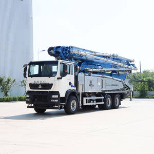 Pompe à béton neuve de la marque JIUHE, prix de la pompe à béton de 52 m avec flèche - Product Image 1