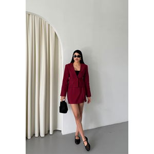 Ensemble veste courte et jupe courte bordeaux pour femme - Product Image 5