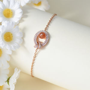 เครื่องประดับเงิน S925สร้อยข้อมือผู้หญิงสายโซ่ที่ดีและมีเสน่ห์พร้อมกำไลคริสตัลแฟชั่นที่สง่างามและทันสมัย - Product Image 1