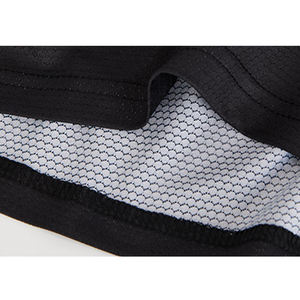 कस्टम उच्च गुणवत्ता वाले पॉलिएस्टर सबलिमिनेशन डिजाइन स्पोर्ट्सवियर त्वरित शुष्क सांस लेने योग्य पुरुष जिम आउटडोर फिटनेस के लिए टी शर्ट चलाते हैं। - Product Image 4