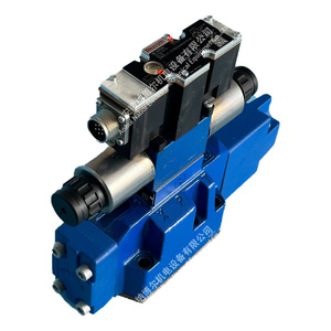 R900720674 4WRZE16W8-100-7X/6EG24N9ETK31/F1D3M ตัวควบคุมทิศทางแบบสัดส่วน - Product Image 1