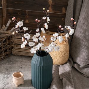 Branche de fleur de prunier artificielle en soie, tiges de fleurs de cerisier d'hiver, <span class=keywords><strong>faux</strong></span> <span class=keywords><strong>jasmin</strong></span> d'hiver pour la décoration de la maison et des mariages du Nouvel An chinois - Product Image 6