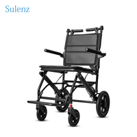 Fauteuil roulant ultra-pliant de 9,8 kg en alliage d'aluminium léger, aide à la mobilité pour avion et coffre de voiture, personnalisation OEM ODM, usine