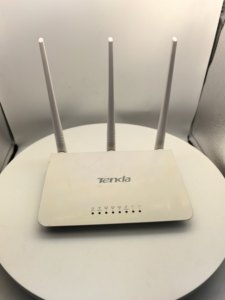 เครื่องขยายสัญญาณไวไฟ Jinglai Network Tenda F3 V3/V6/V8 ไฟเบอร์ Wi-Fi 2.4GHz 300Mbps สำหรับบ้าน พร้อมไฟร์วอลล์ 1 พอร์ต WAN + 3 พอร์ต LAN - Product Image 5