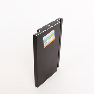 Perfiles de aluminio de extrusión de rieles de <span class=keywords><strong>puerta</strong></span> <span class=keywords><strong>corredera</strong></span> negros con revestimiento en polvo <span class=keywords><strong>para</strong></span> guía de <span class=keywords><strong>puerta</strong></span> corrediza - Product Image 3