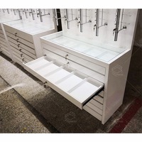Vitrine en Verre pour Magasin d'Optique, Fabrication Guangzhou, Présentoir de Lunettes de Soleil avec Étagères en Verre, Conception de Kiosque à Lunettes