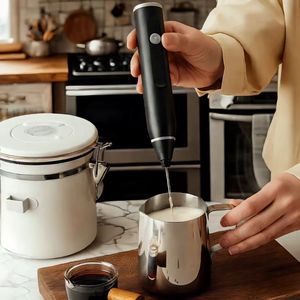Frullatore Elettrico Portatile Rinforzato per Uso Domestico, Mini Sbattitore per Uova, Mixer per Torte, Montalatte, Strumento per Caffè e Pasticceria - Product Image 4