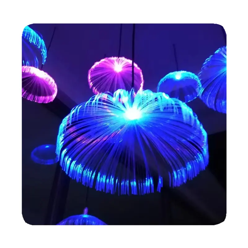 Nouvelle fibre optique extérieure 20cm Auto Rgb contrôlé étanche à la pluie Mini méduse lustre lampes suspendues fibre optique lumière 2024