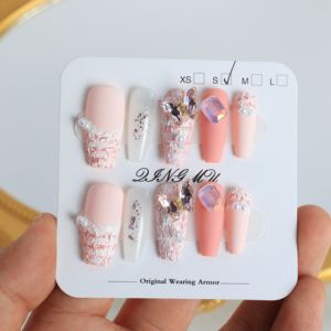 Faux ongles à presser faits main, longs, forme cercueil, rose de luxe, couvrance totale, avec strass étoiles en acrylique, prix usine en gros - Product Image 2