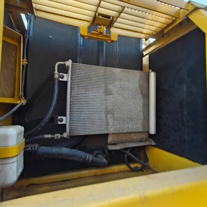 90% New Low Hours Well Maintained Komatsu PC220 Excavator Available for Sale - Product Image 6