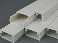 Moules d'extrusion pour gaines de câbles en PVC et caniveaux en plastique UPVC